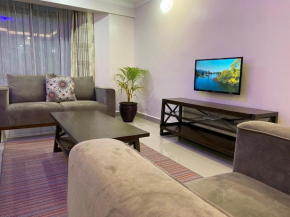 Midtown Executive Suites With Balcony, King Bed